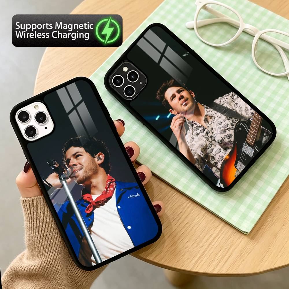 Your Boyfriend n-Nick j-Jonas  - огляд і ціна Phone Cases That Charge Your Phone